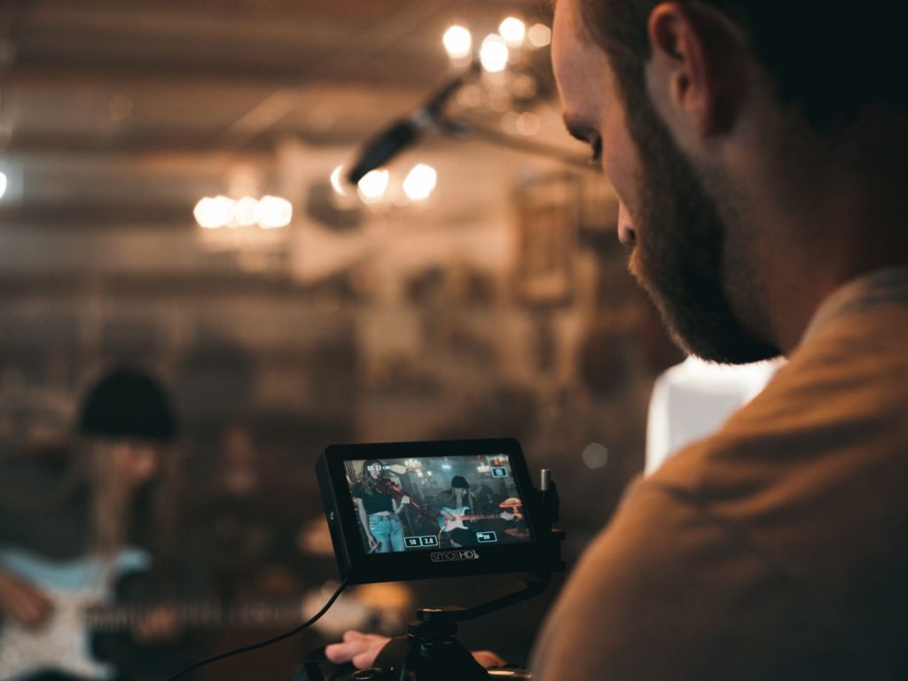 Dentist explainer video production in Sugar Land: engaging video showcasing dental care for effective marketing.